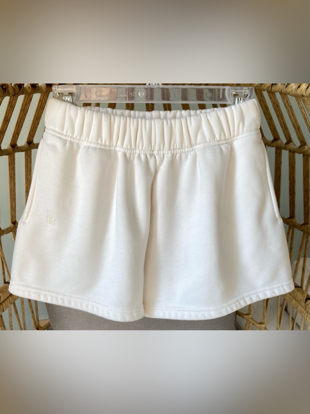 Kamo Fitness Cream Fleece Lounge Shorts Small High Rise Cozy Athleisure